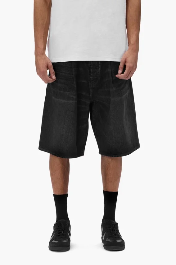 P059 Pleated Short