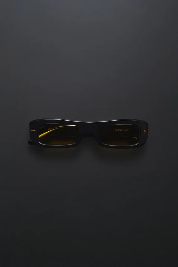 V002 Mercer
